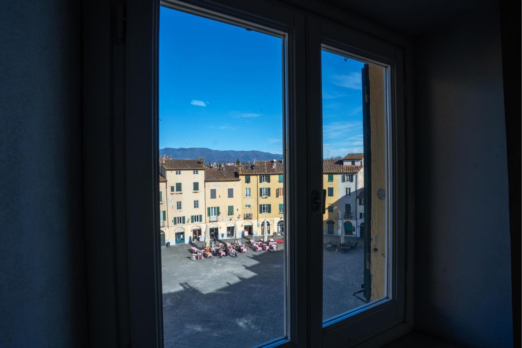 Sky Over Anfiteatro - Panoramic View Lucca